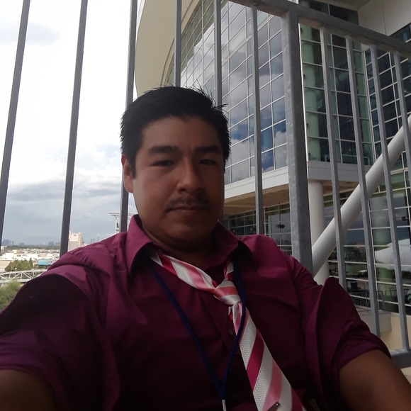 Meet your Posher, Francisco - Picture 2 of 2